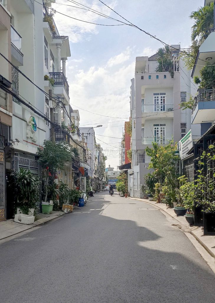 Nhà riêng tại Tân Phú, TP. Hồ Chí Minh - ảnh 1