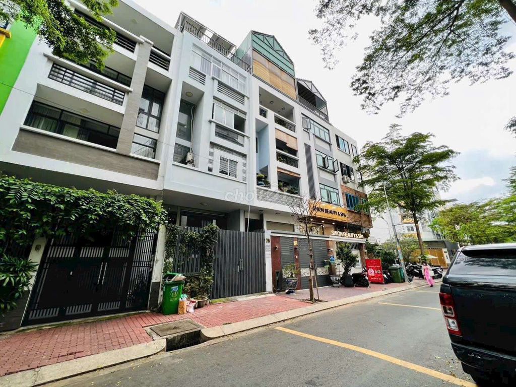 Nhà riêng tại 7, TP. Hồ Chí Minh - ảnh 1