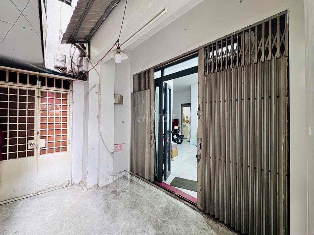 Nhà riêng tại Phú Nhuận, TP. Hồ Chí Minh - ảnh 1