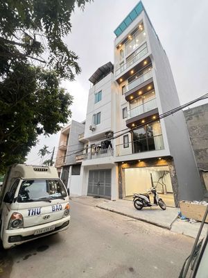 Nhà riêng tại Long Biên, Hà Nội - ảnh 1