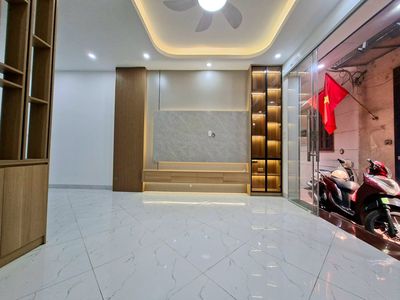 Nhà riêng tại Cầu Giấy, Hà Nội - ảnh 1