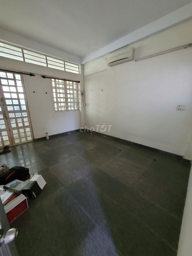 Nhà riêng tại 8, TP. Hồ Chí Minh - ảnh 1