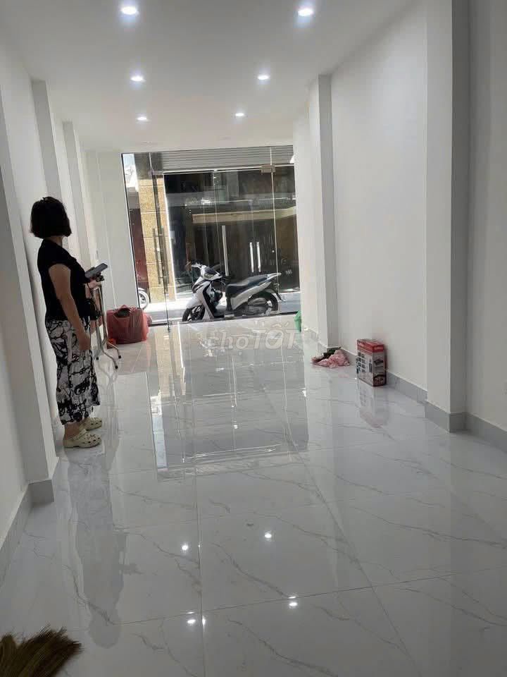 Nhà riêng tại Ba Đình, Hà Nội - ảnh 1