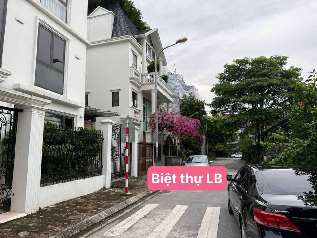 Nhà riêng tại Long Biên, Hà Nội - ảnh 1