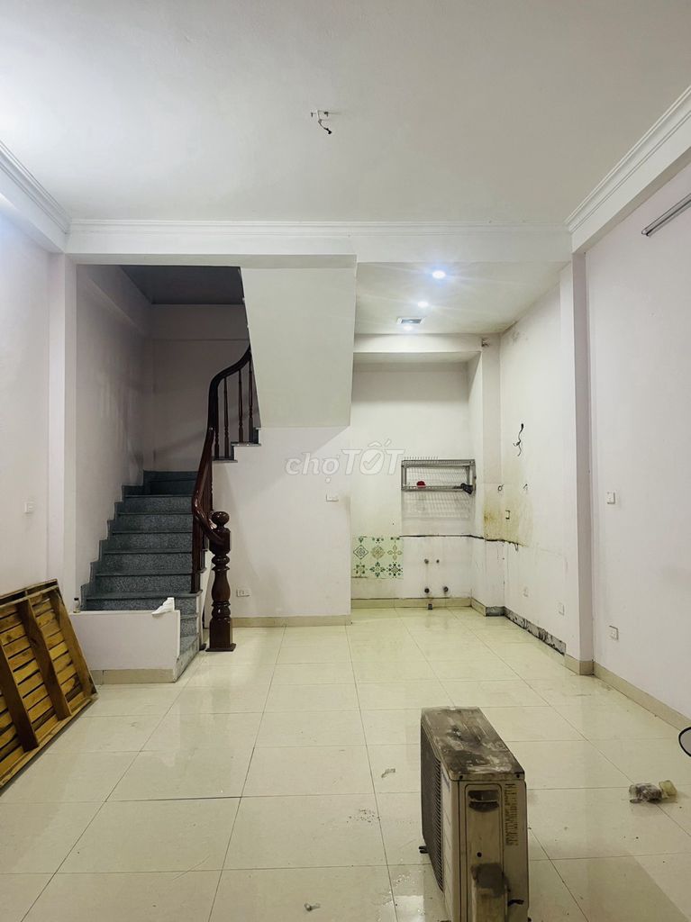 Nhà riêng tại Cầu Giấy, Hà Nội - ảnh 1