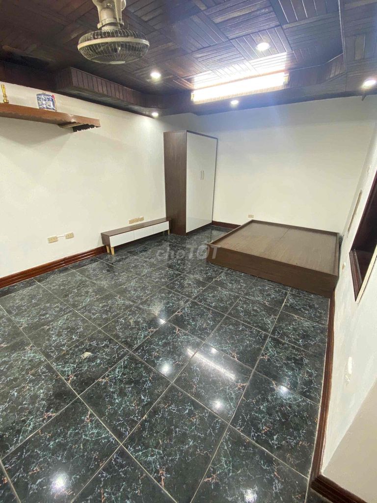 Nhà riêng tại Hoàn Kiếm, Hà Nội - ảnh 1
