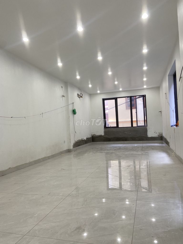 Nhà riêng tại Cầu Giấy, Hà Nội - ảnh 1