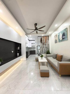 Nhà riêng tại Hai Bà Trưng, Hà Nội - ảnh 1