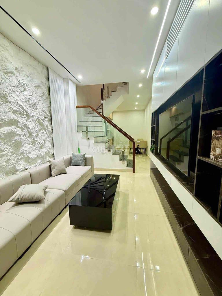 Nhà riêng tại Hoàng Mai, Hà Nội - ảnh 1