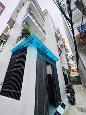 Nhà riêng tại Long Biên, Hà Nội - ảnh 1