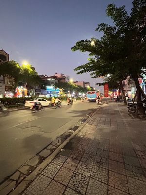Nhà riêng tại Long Biên, Hà Nội - ảnh 1