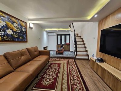 Căn hộ / chung cư tại Hoàn Kiếm, Hà Nội - ảnh 1