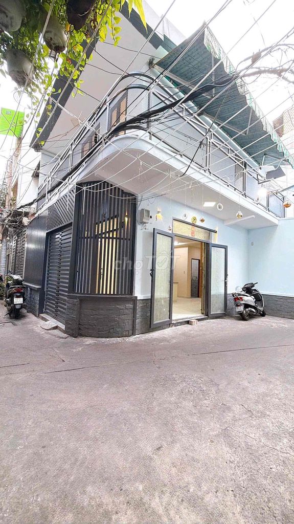 Nhà riêng tại 4, TP. Hồ Chí Minh - ảnh 1