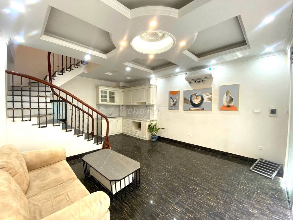 Nhà riêng tại Hai Bà Trưng, Hà Nội - ảnh 1