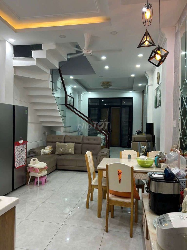 Nhà riêng tại Tân Phú, TP. Hồ Chí Minh - ảnh 1