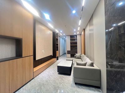 Nhà riêng tại Long Biên, Hà Nội - ảnh 1