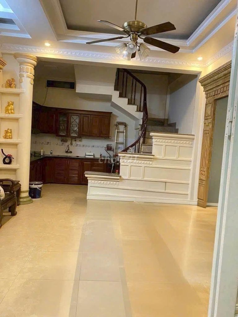 Nhà riêng tại Cầu Giấy, Hà Nội - ảnh 1