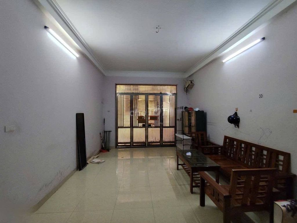 Nhà riêng tại Cầu Giấy, Hà Nội - ảnh 1